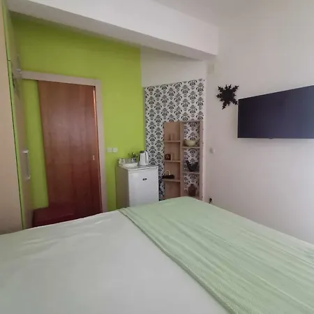 Ferienwohnung Mala Zelena Soba Makarska Exterior foto